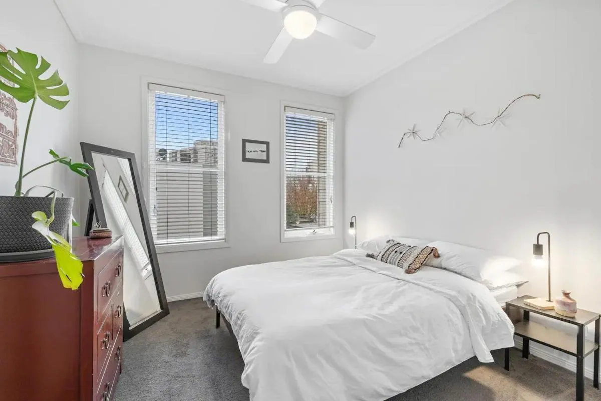 Simply Kensington by Ready Set Stay — 3