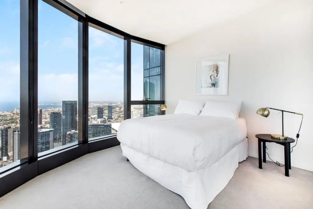 ‘Sky-High 65’ Southbank Comfort with Sweeping Views