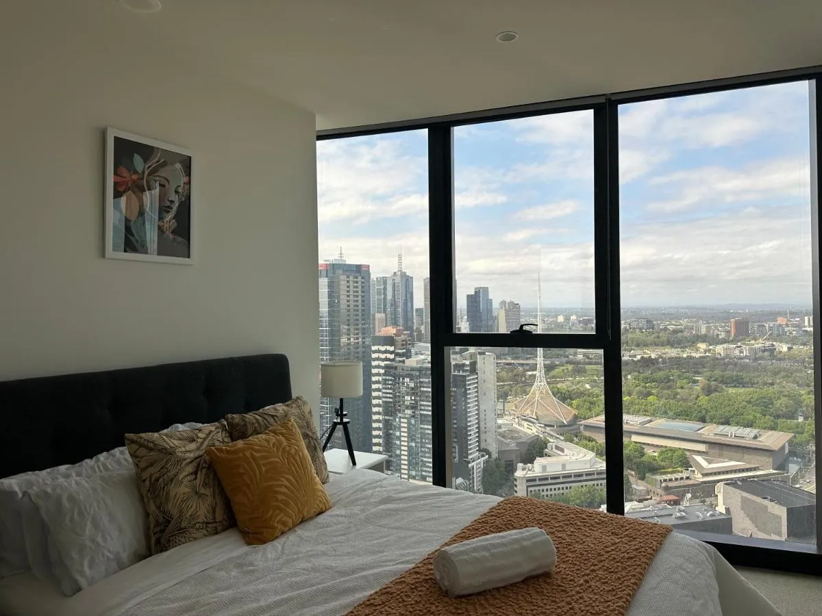 Skyline Serenity Retreat — 2