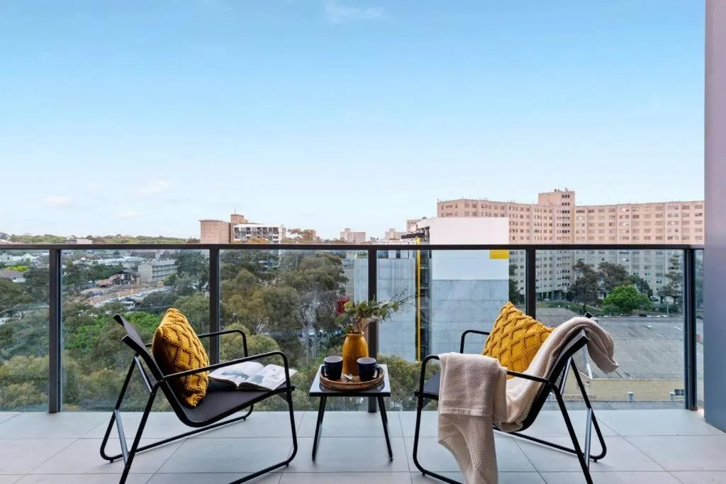South Yarra Tranquil 2BR Abode — 5