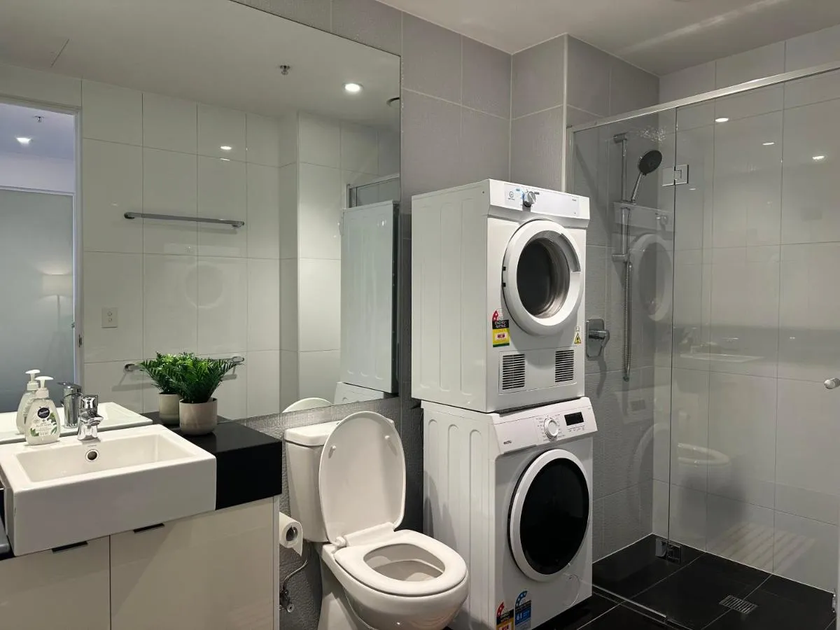 Southbank Grand Retreat — 3