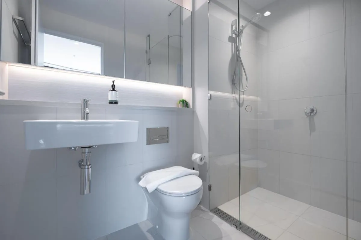 Spacious And Bright 2br2ba Mq Wifipoolgym — 3