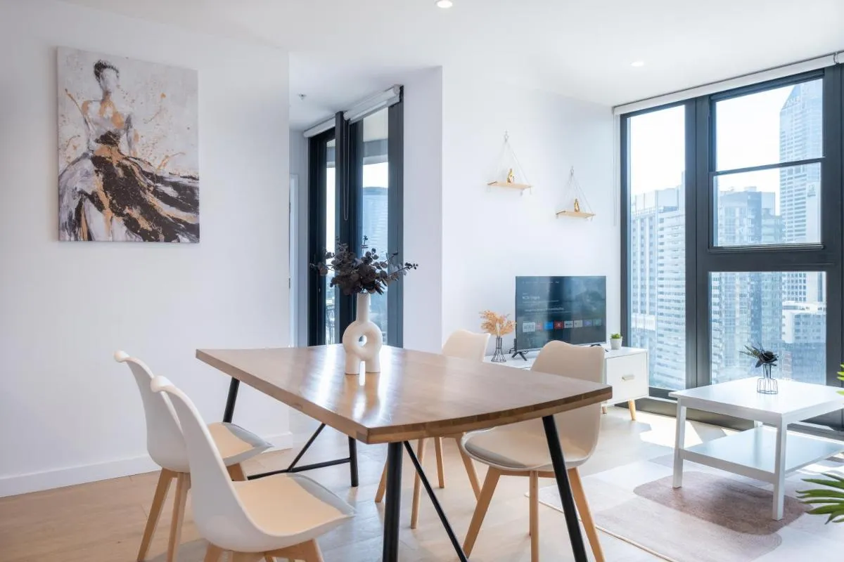 Spacious And Bright 2br2ba Mq Wifipoolgym — 5