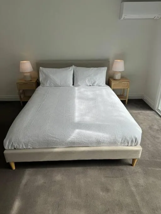 Spacious Middle Park Townhouse, Sleeps 6, Bayside — 4