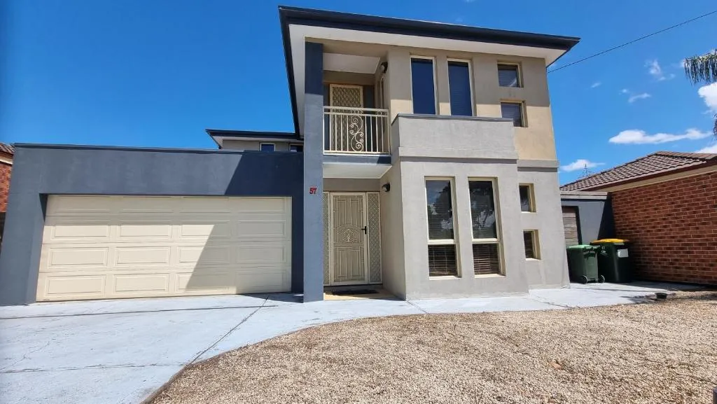 St Albans house – Spacious and modern home