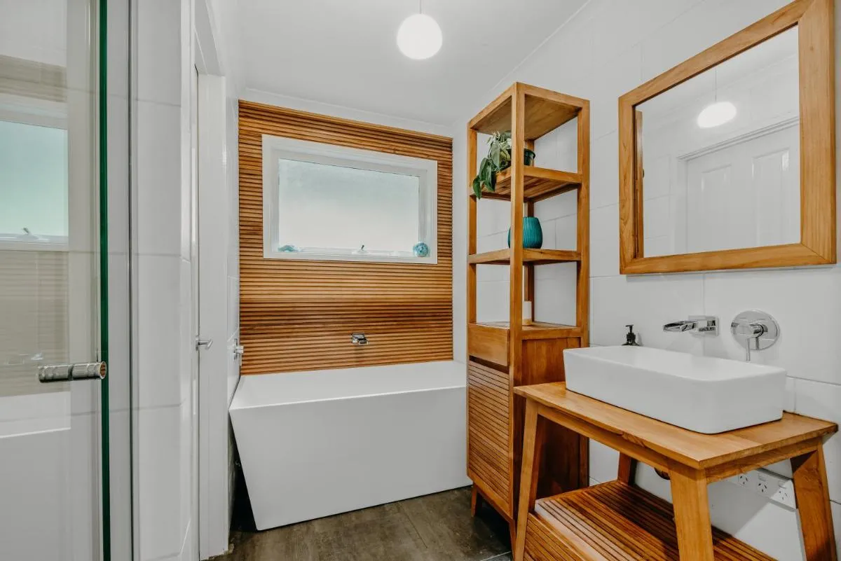 Steep Creek Retreat — 3