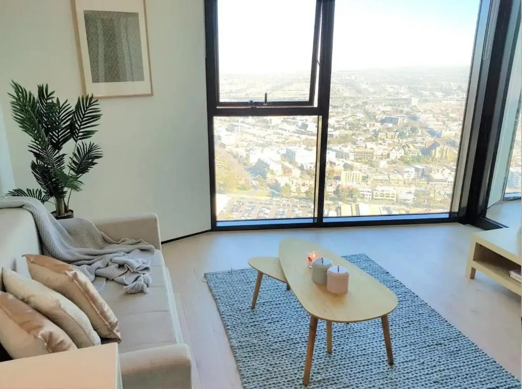 Stunning Melbourne CBD Apartment