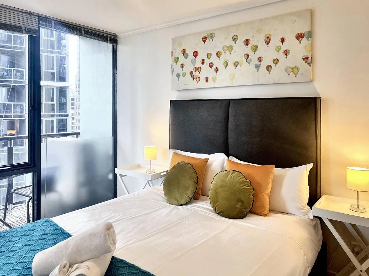 Stylish 2 Bedroom APT With CBD View Southbank — 2