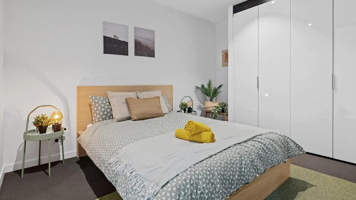 The Downtown Nest — 2