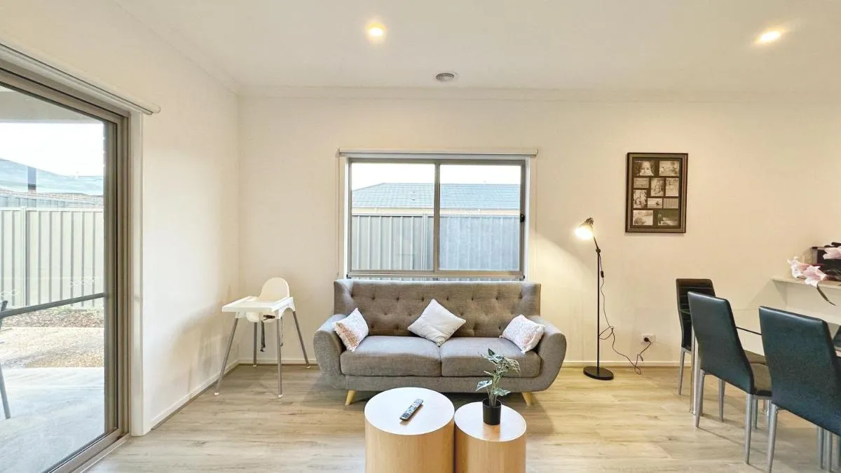 The Grove Townhouse by GoodLive — 4