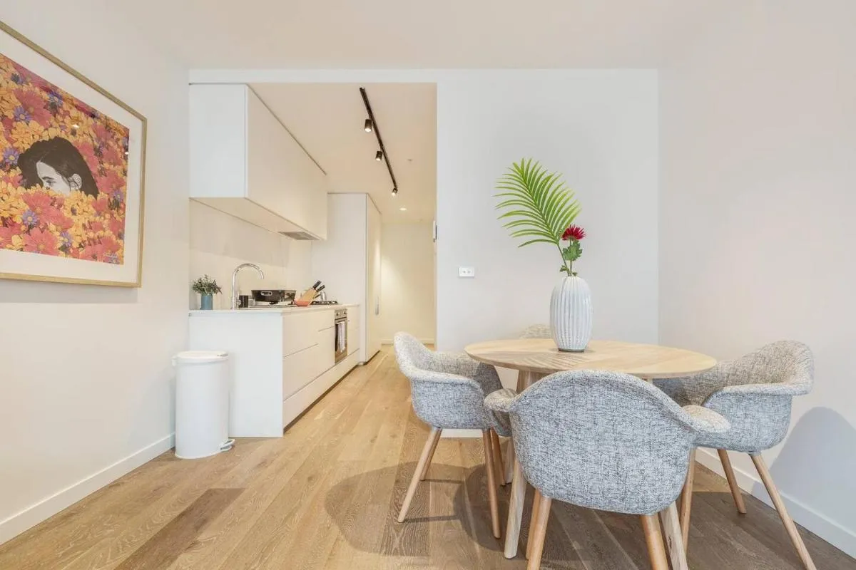 The Nest in The West – Inner-city Sophistication — 5
