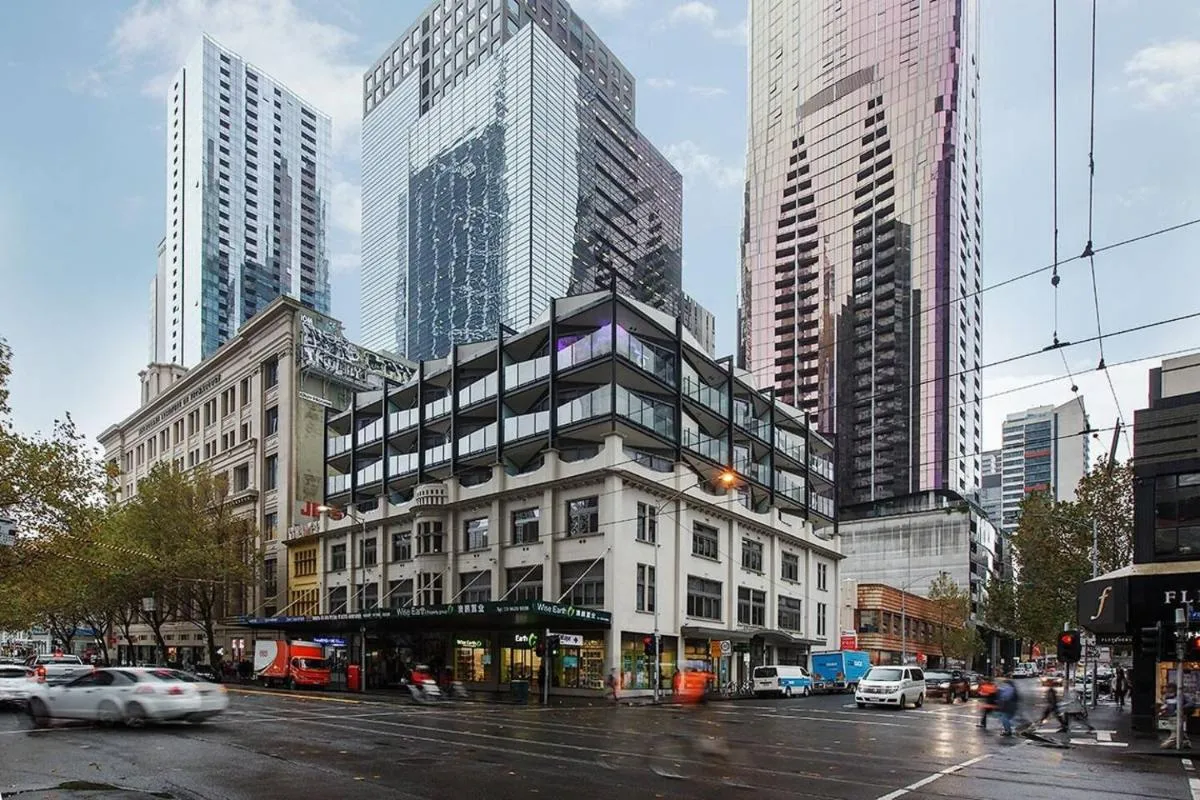 The Nook – A Prime Location to Explore Melbourne — 5