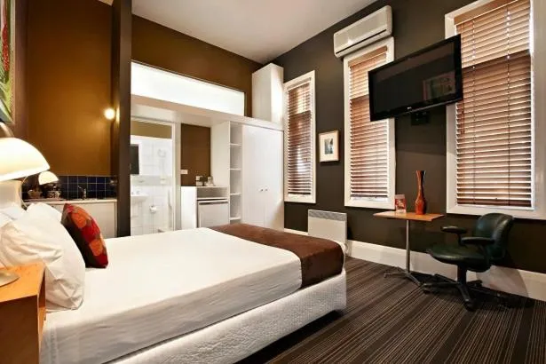 Tolarno Hotel — 3