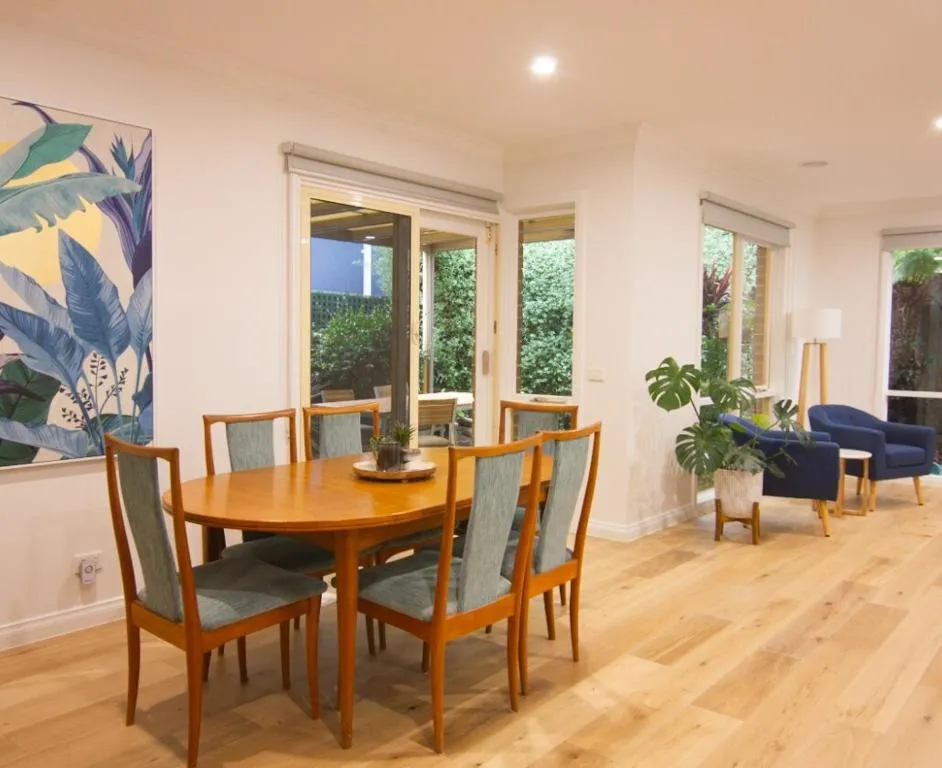 Tranquil Highett House With Storage-2k From Beach!