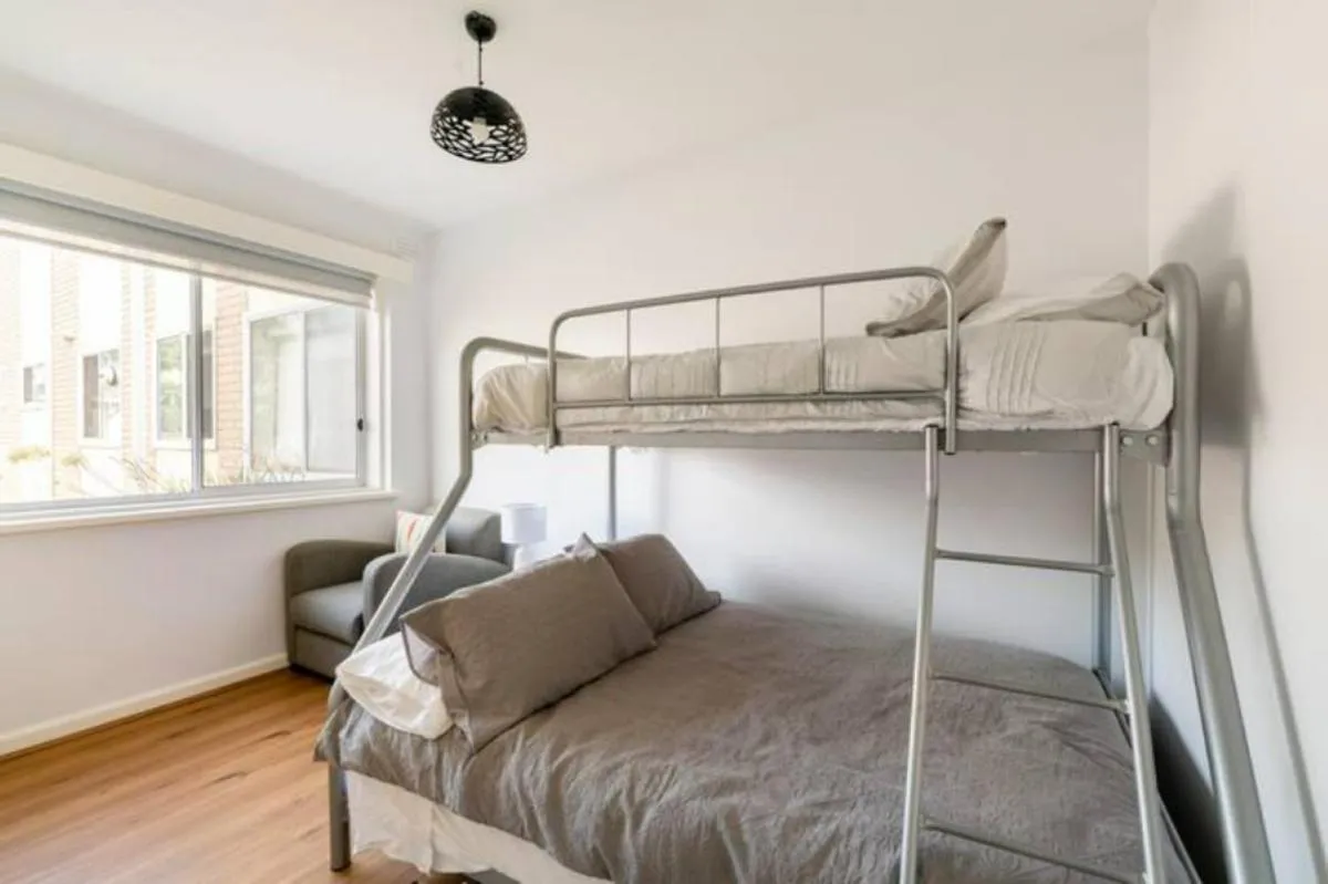 Unwind in style only 7km from CBD — 2