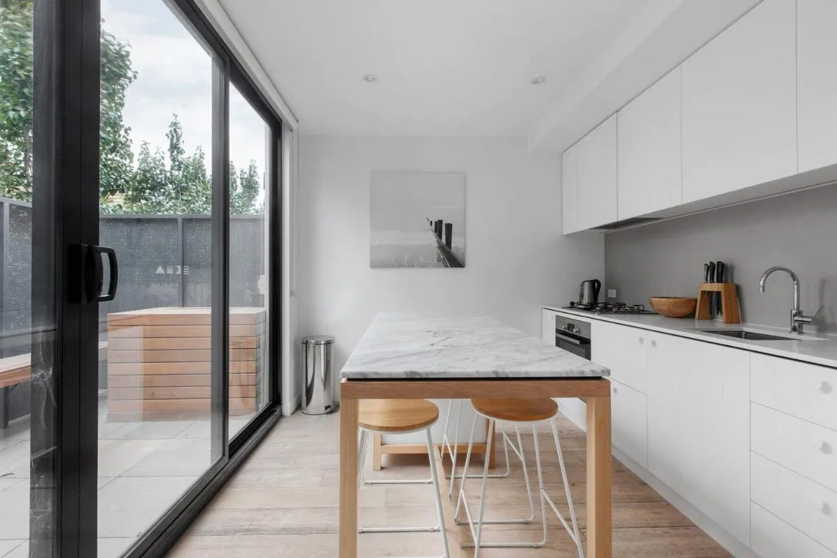 Urban Design meets Coastal Convenience in St Kilda — 4