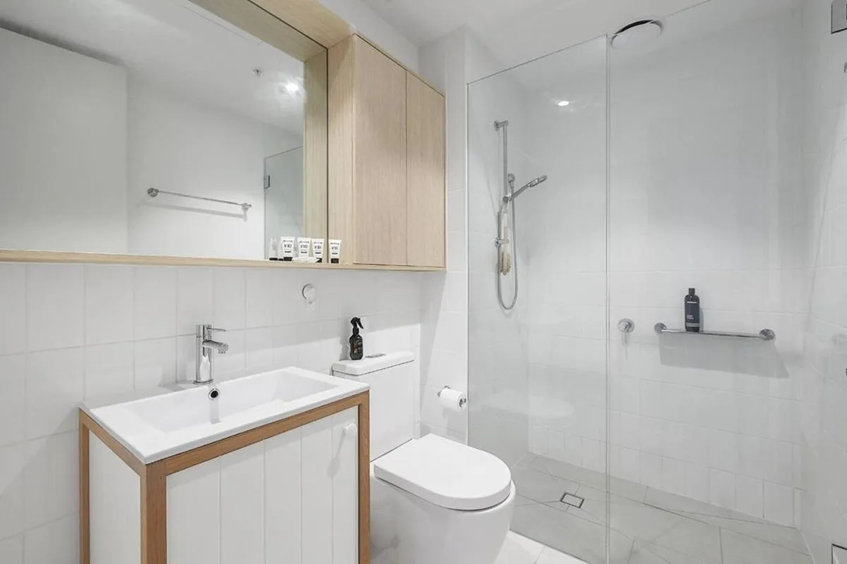 Urban Design meets Coastal Convenience in St Kilda — 3