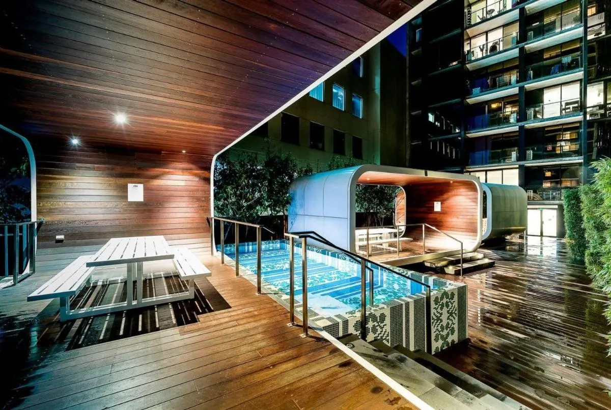 VAQUAY Bronte In Southbank — 4