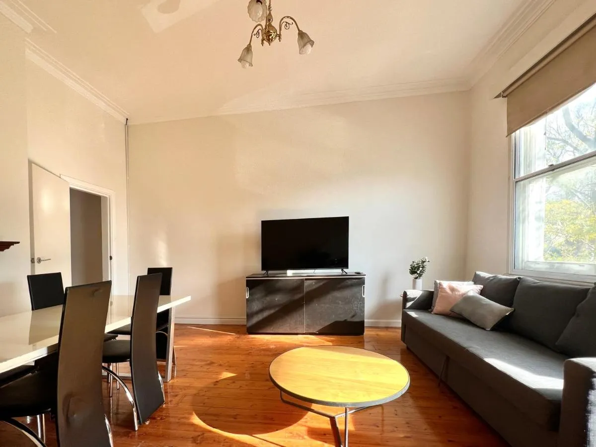 Victorian Terrace in the heart of it all! — 5