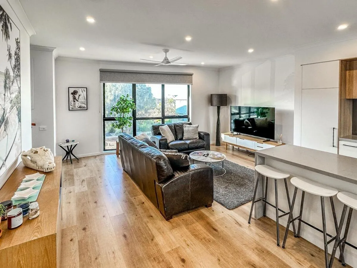 Williamstown Townhouse — 5
