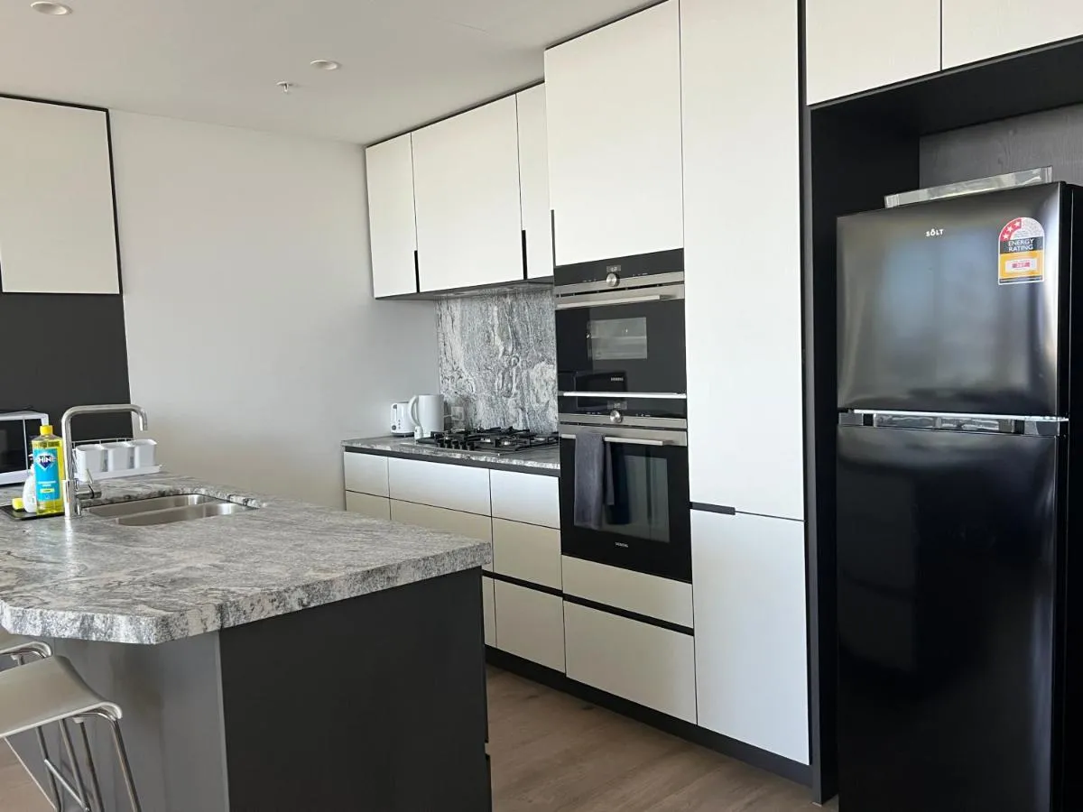 Wsp Lux 3b2b flat in CBD with balcony — 5