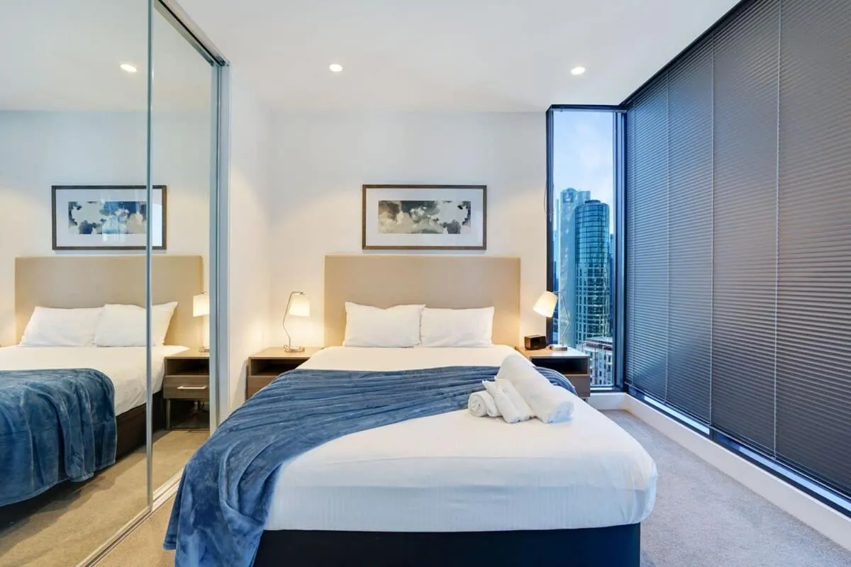 Your Own Oasis – Quiet one bedroom apt near Crown — 2
