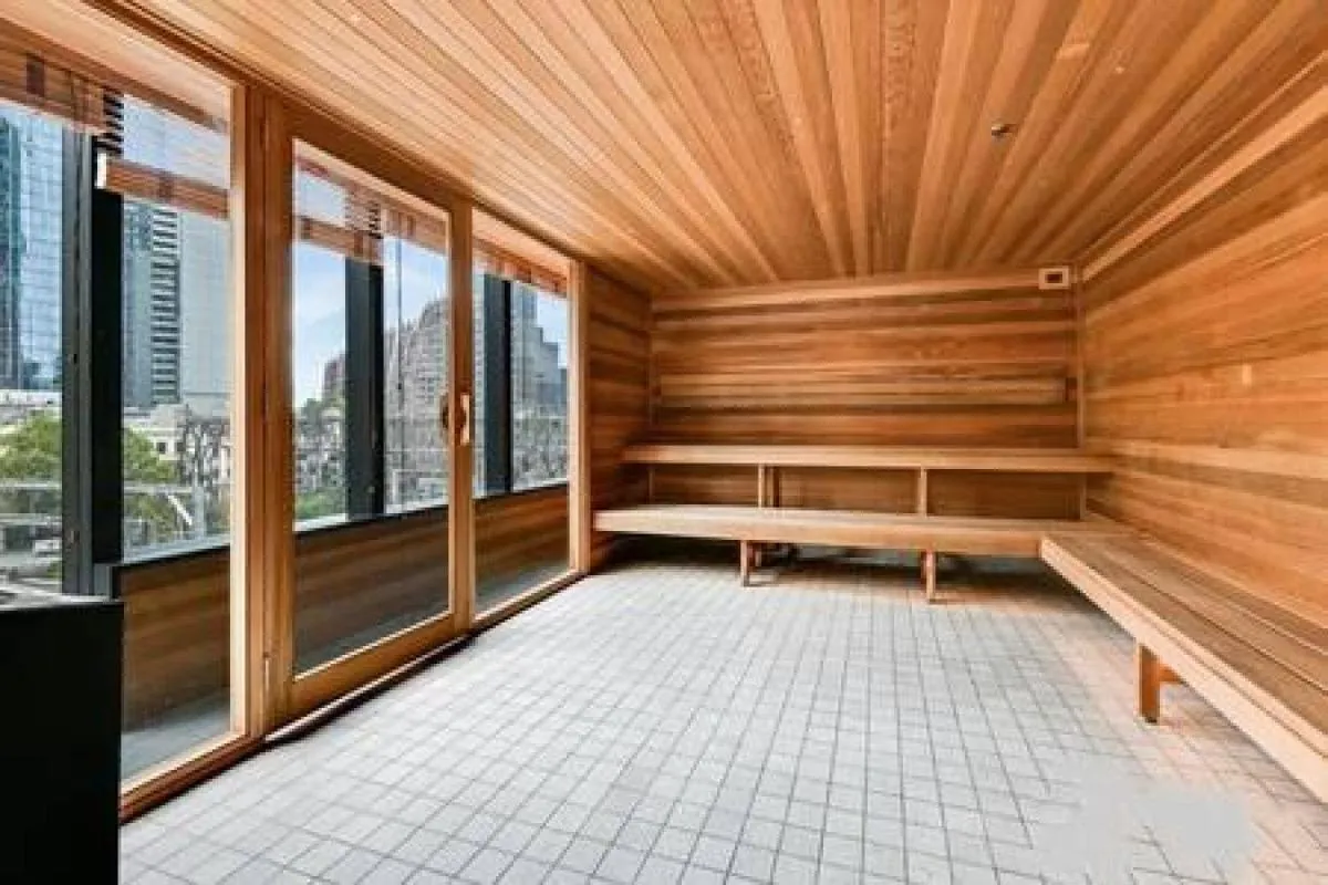 35D Stunning 2BR Abnb-style Yarra City view Apt with Free parking — 4