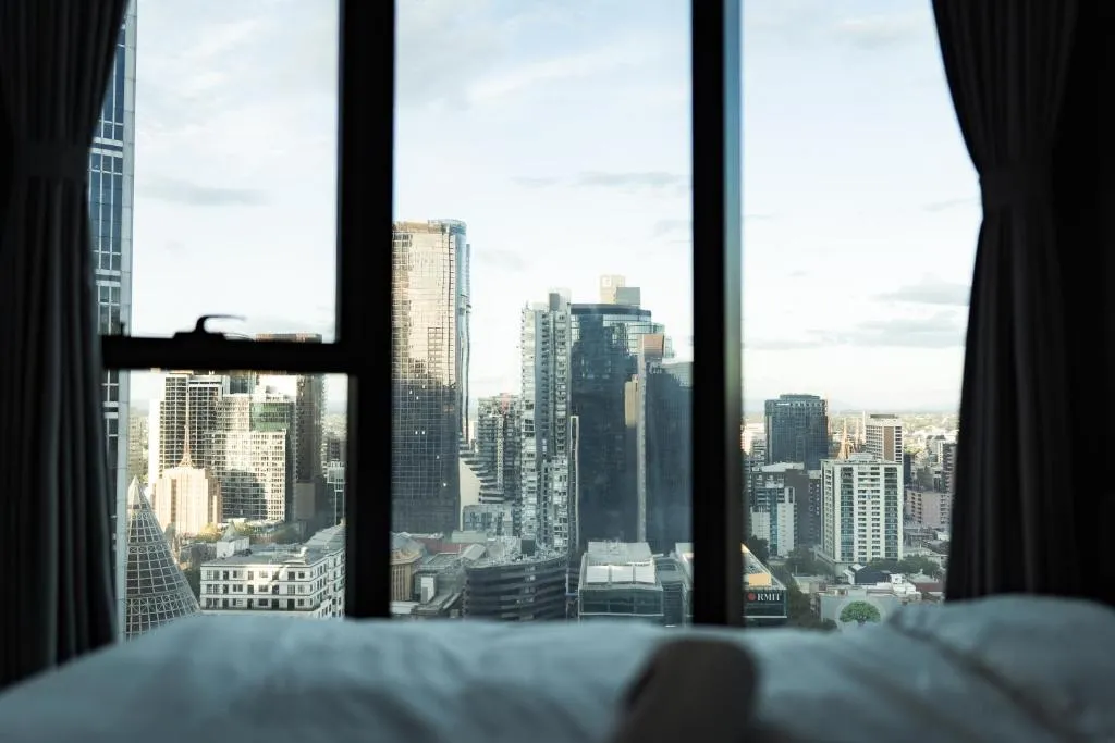 380 Melbourne