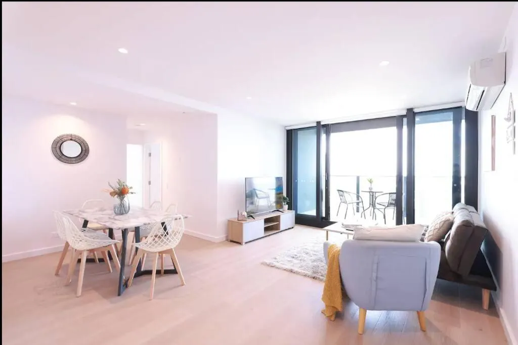 44D Stunning Ocean view 3Bedroom Abnb Apartment with Free parking — 5