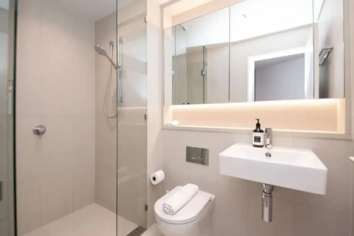 65D Modern Abnb-style 2BR Apt nr Yarra river, Free Parking — 3