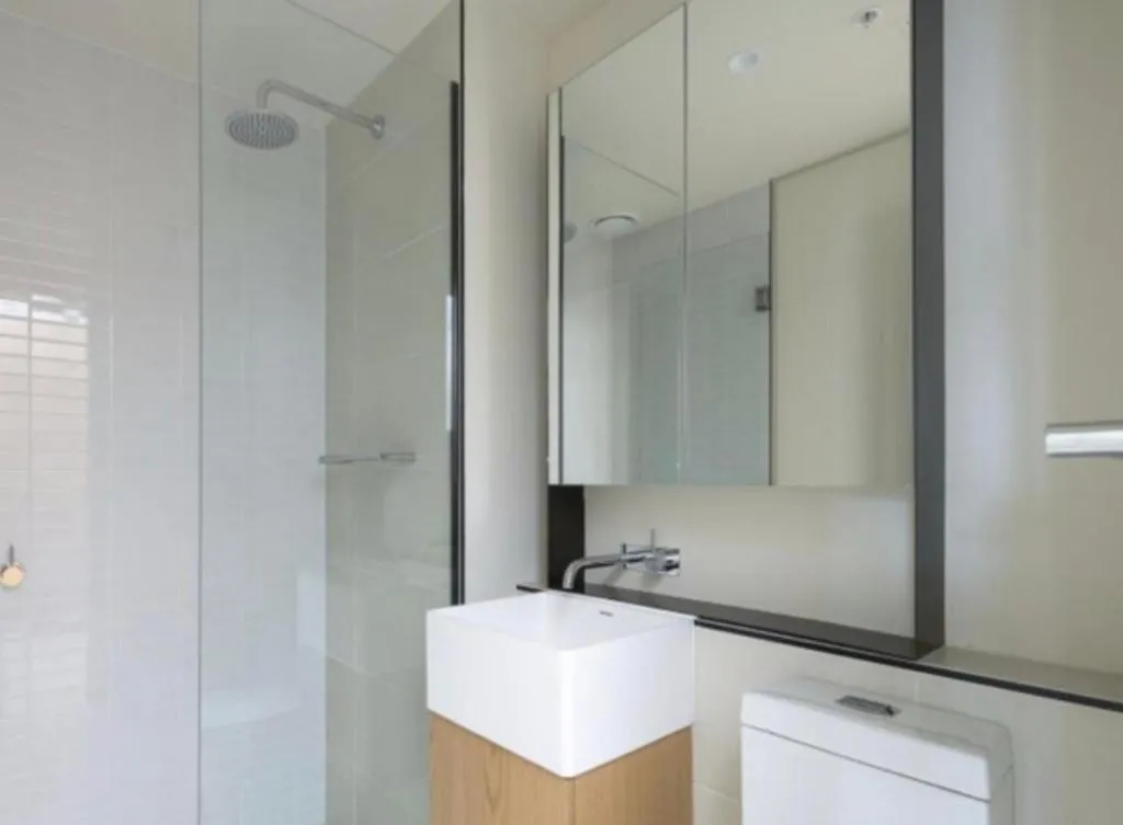 Apartment 405 8 Daly St South Yarra 3141 LUCIA