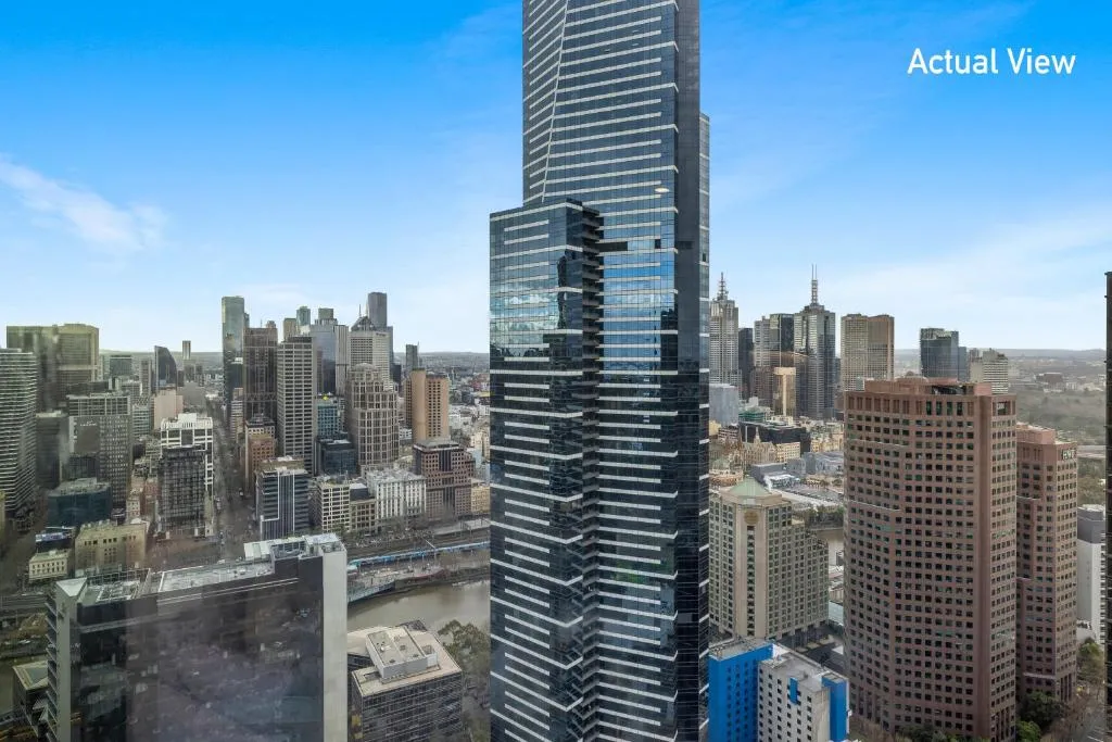 Aus108 – 1B1B with breathtaking city views
