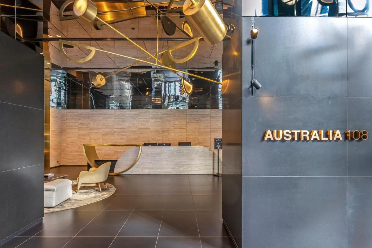 Aus108 – 1B1B with breathtaking city views — 2