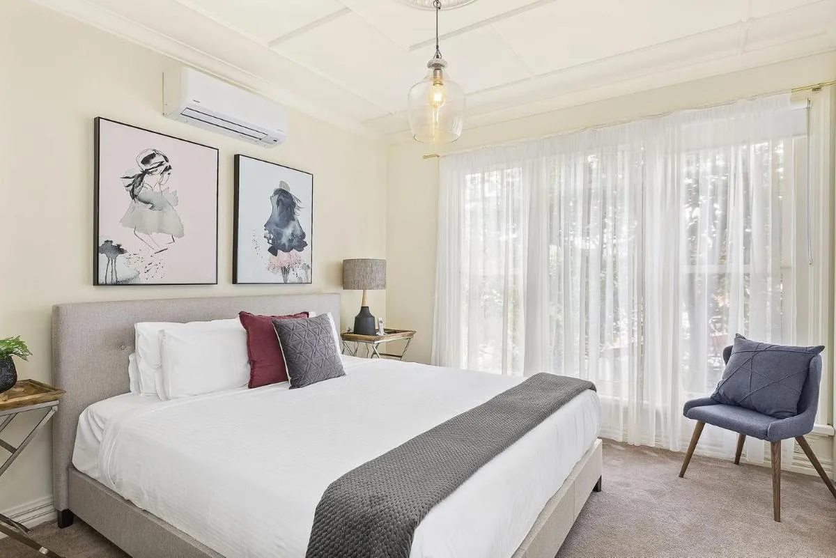 Boutique Stays – Buckingham — 2
