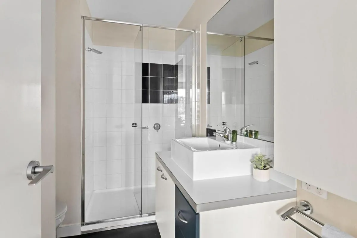 Boutique Stays – Zinc Views 501 — 3