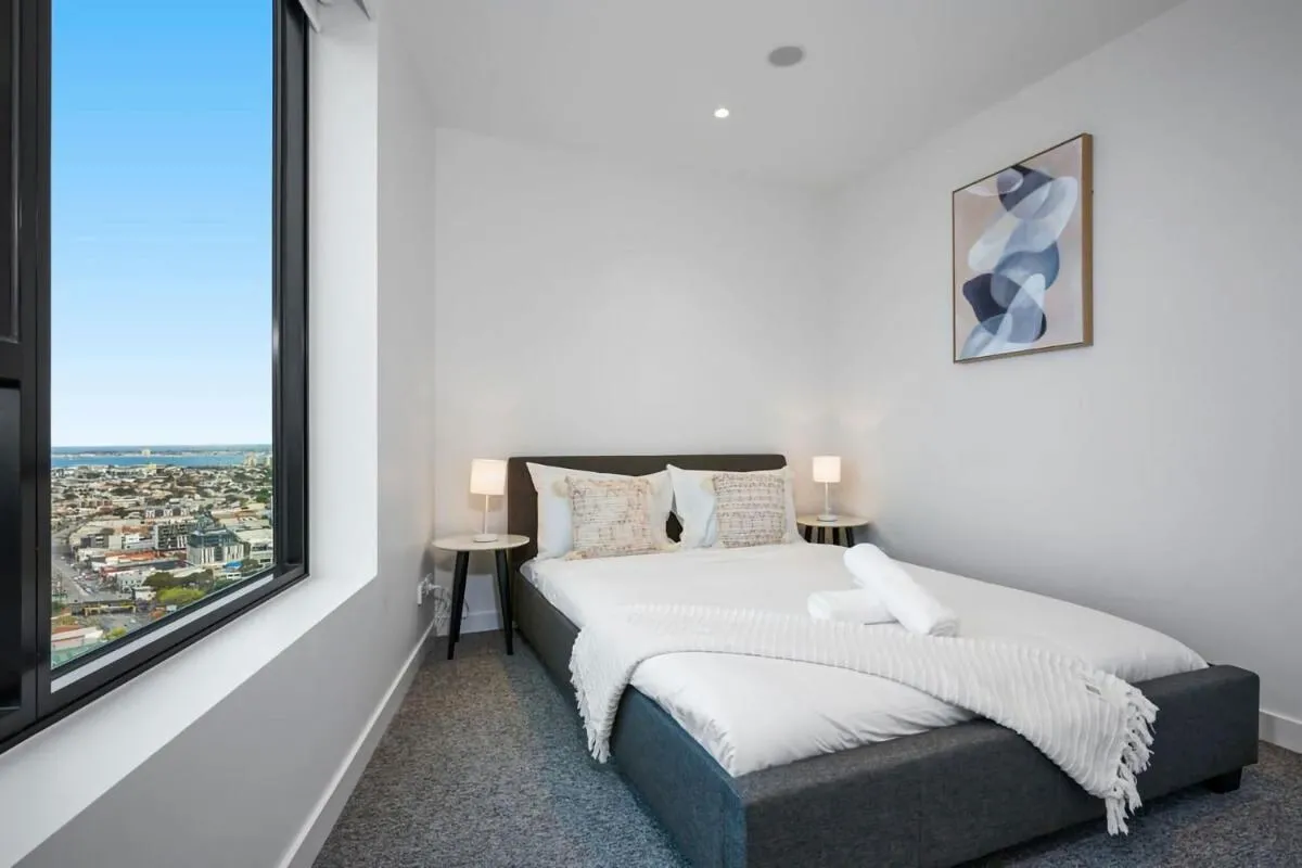 Brand New City Apartment City View Pool Gym — 2