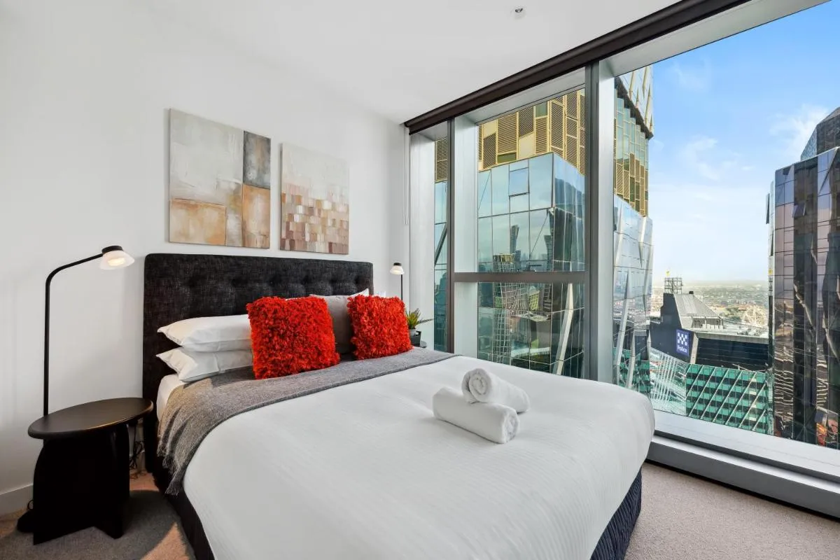 Brand New Luxe Living in CBD 2 Bedroom with Pool Sauna Gym — 2