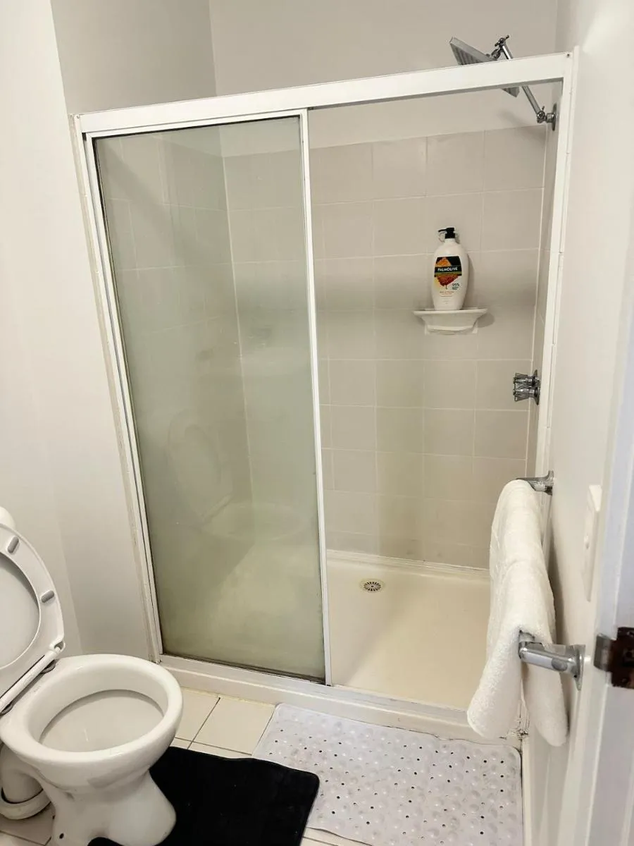 Charming Studio Retreat Lonsdale Street — 5