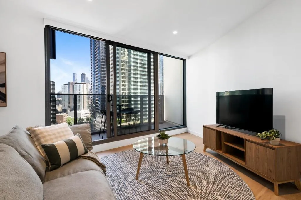 City Center Apt with Separate Office and Lovely Views