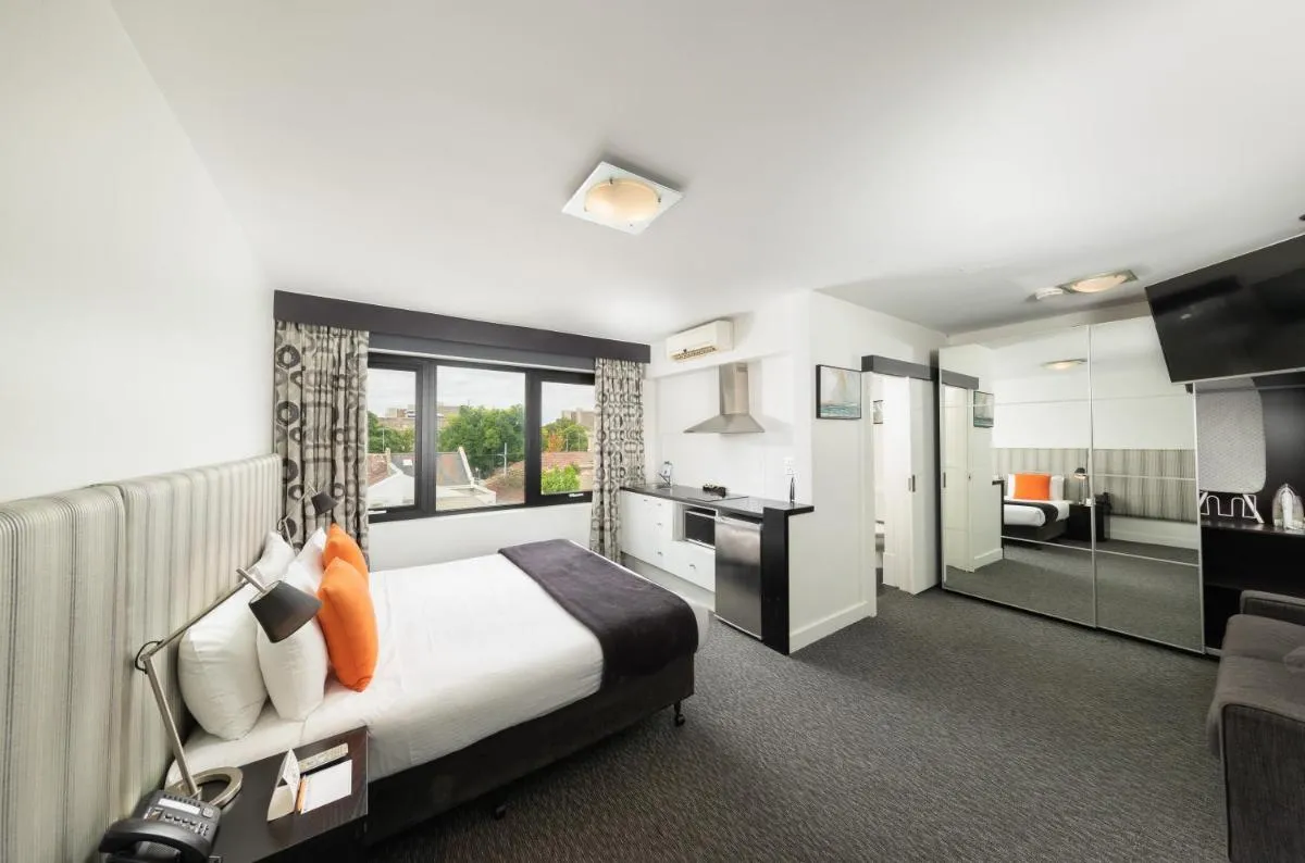 Comfort Hotel East Melbourne — 3