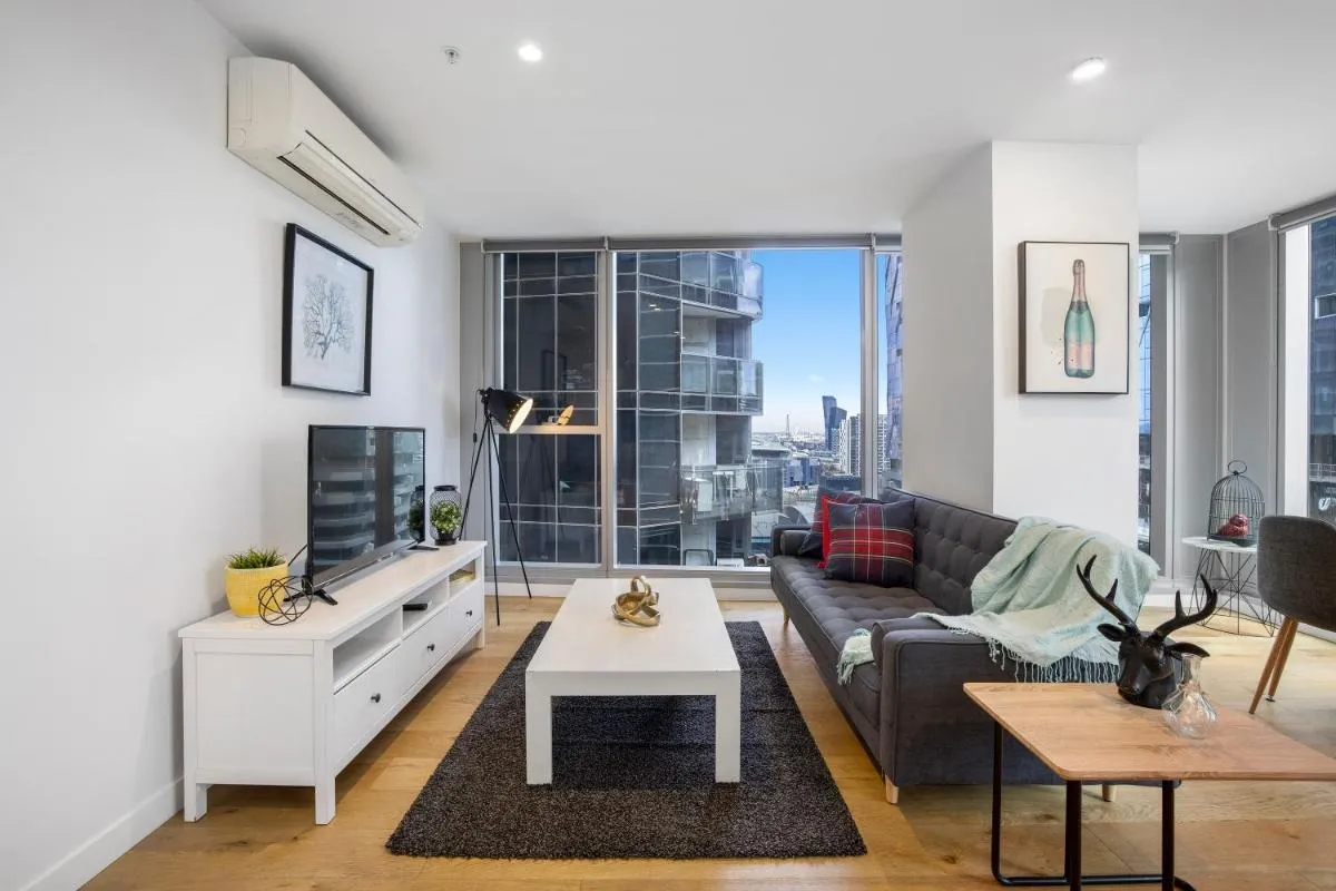 Complete Host The Fifth Apartments — 5