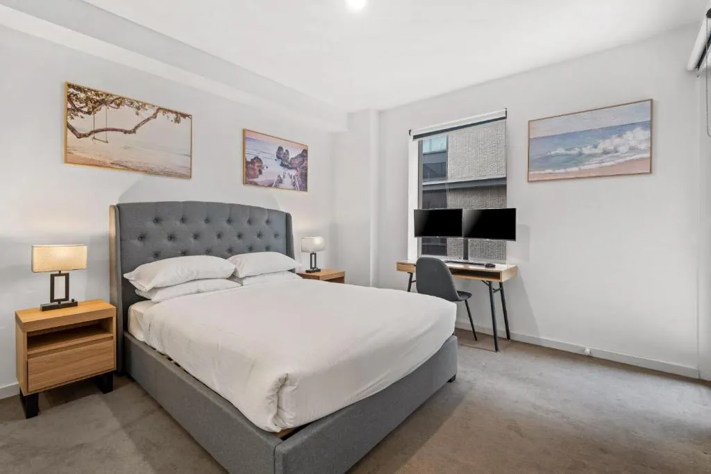 Cosy 1-Bed with Balcony in Trendy St Kilda