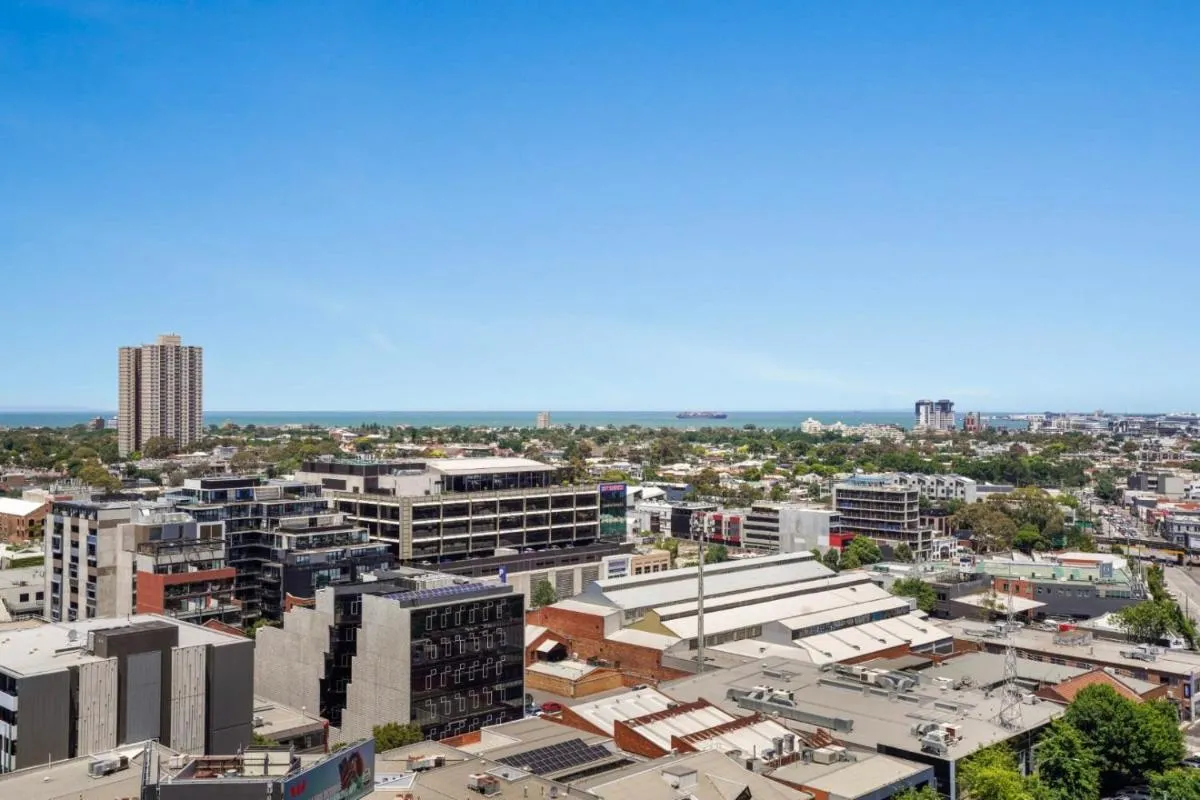 Deluxe Living in Southbank, Parking Available T&Cs — 5