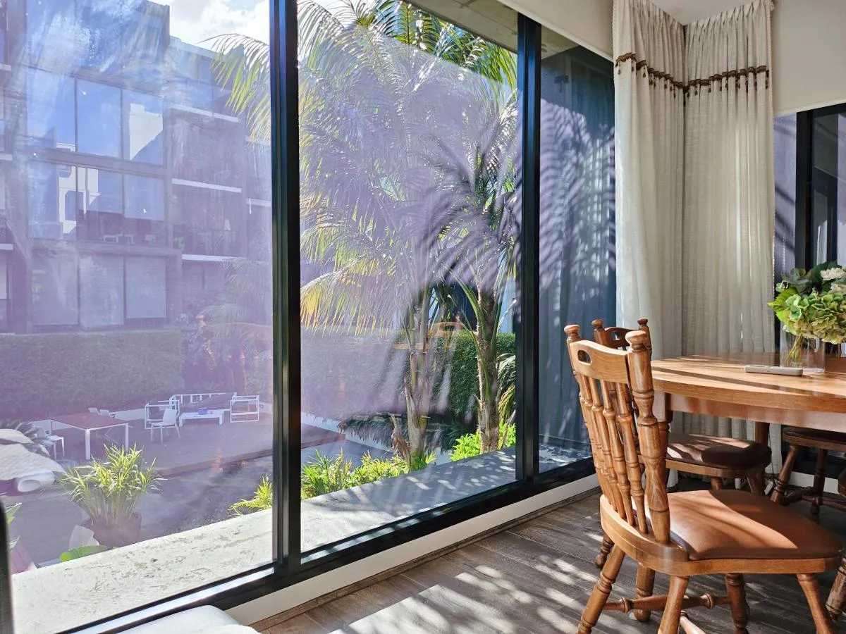 Easy Living One Bedder Gem — 5