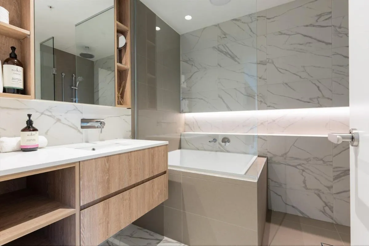 Fantastic Location 2BR in CBD with Pool Gym Sauna — 2