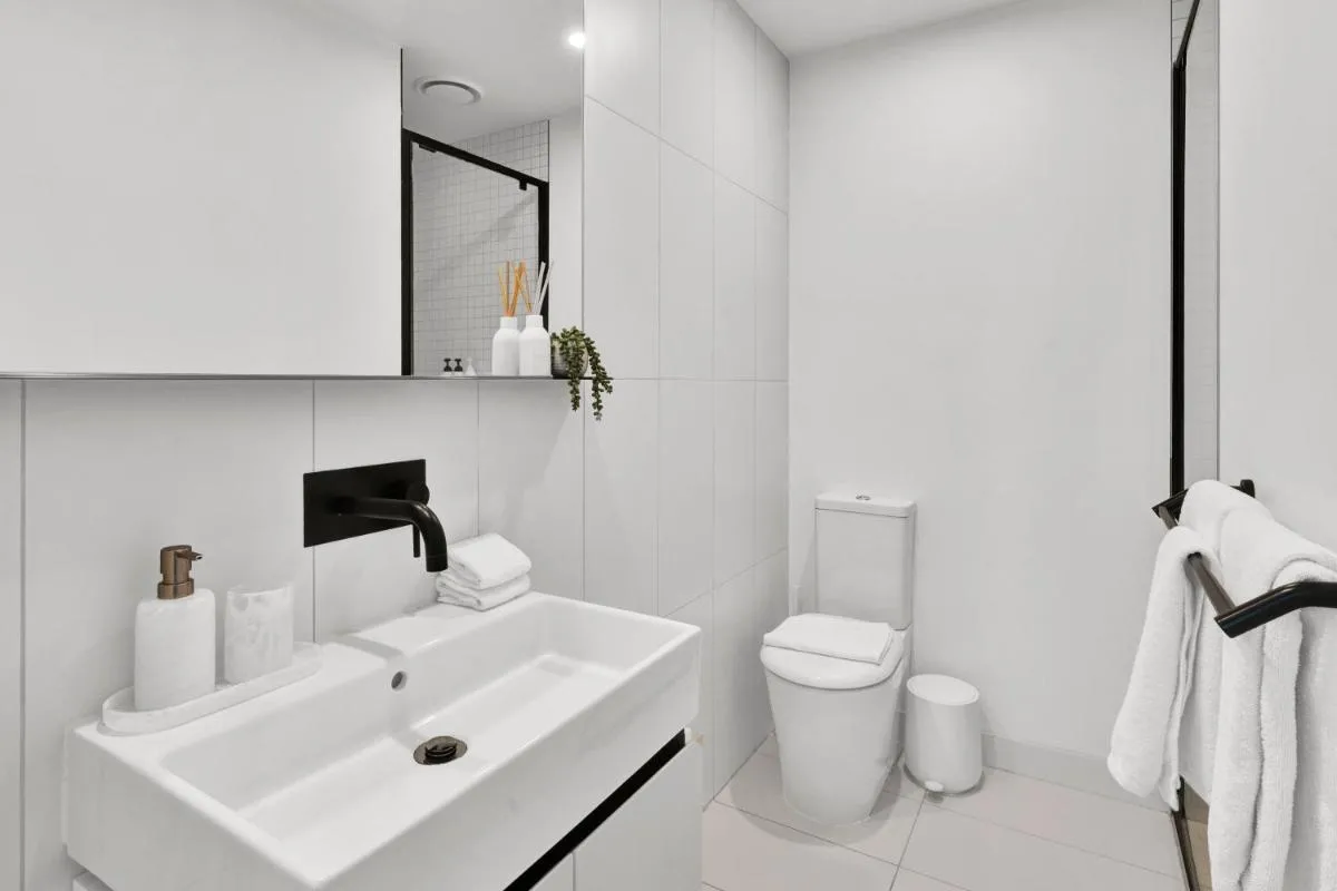 Gorgeous 2bed 2bath apartment near Crown — 5