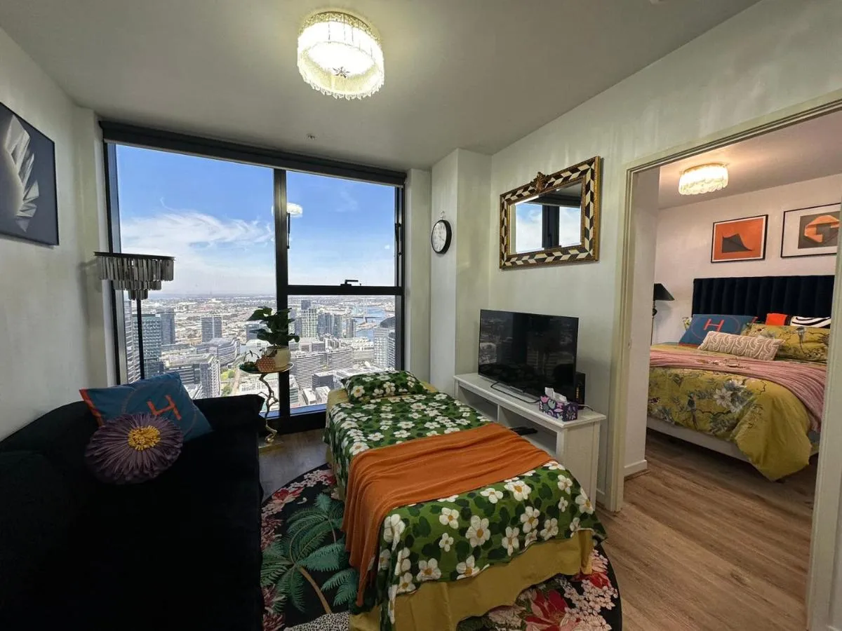 Great View CBD Single Bedroom Apt Near Southern Cross — 2