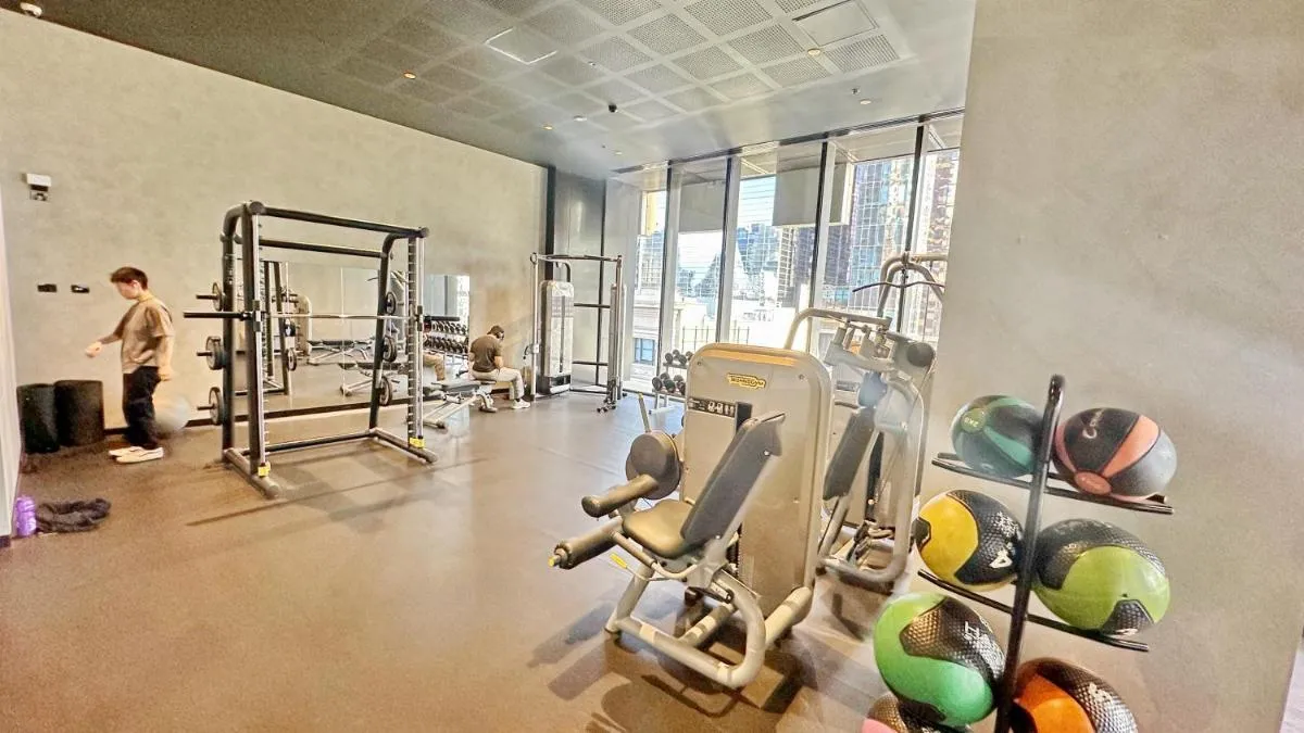 Heart CBD White Crystal Residence in Empire Pool n GYM — 3