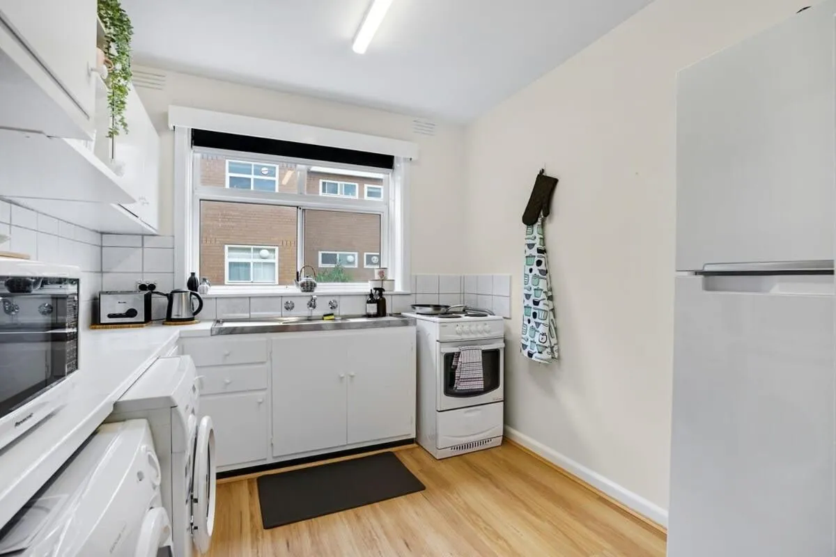 Homey 1 bdrm Thornbury Apt near restaurants+shops — 4