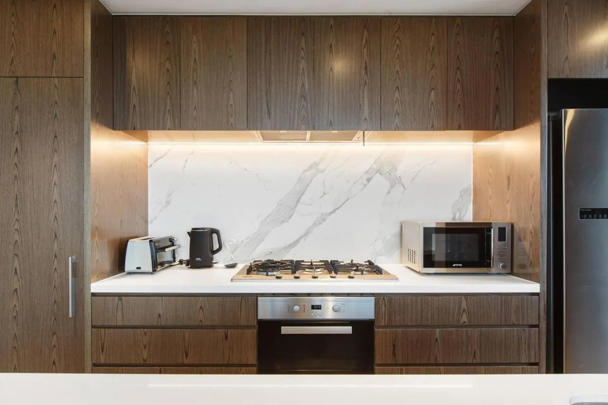 Lakeside Five Star Luxury with Uninterrupted Views — 5